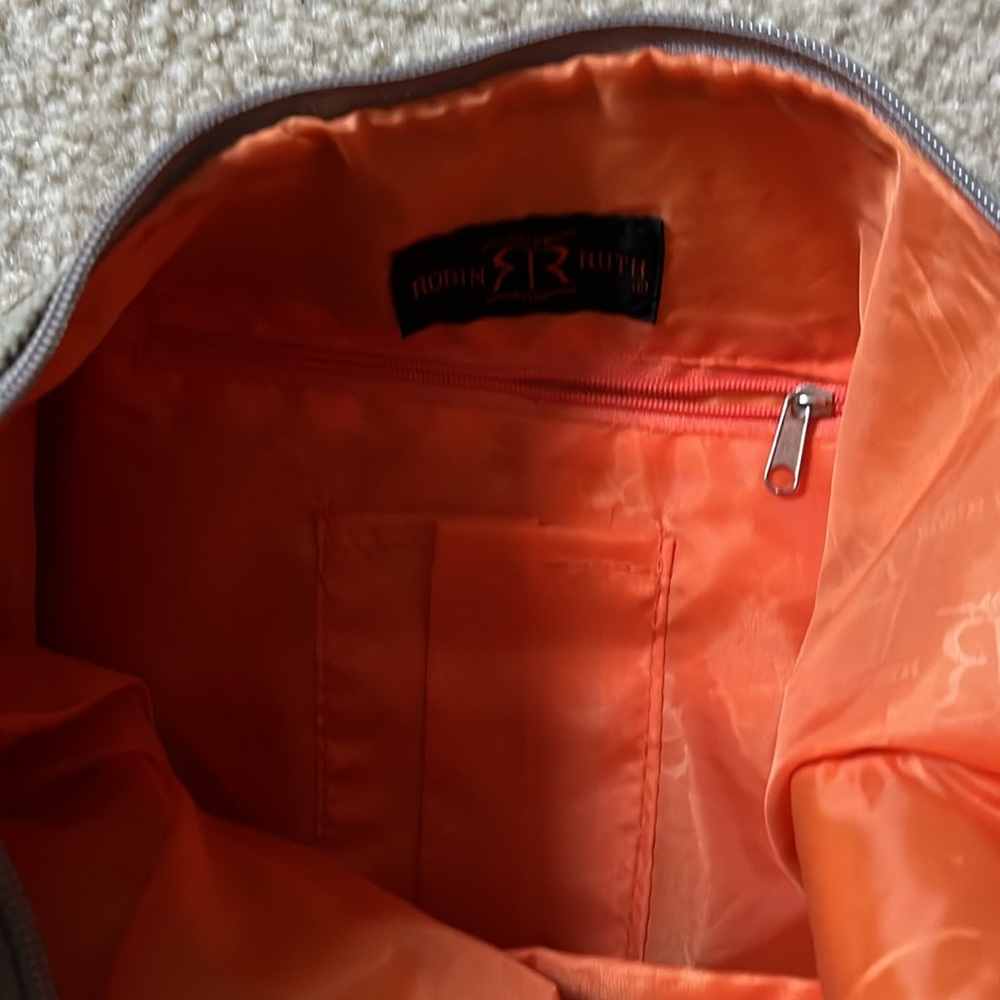 Robin Ruth Tote Bag - Picture 4 of 4